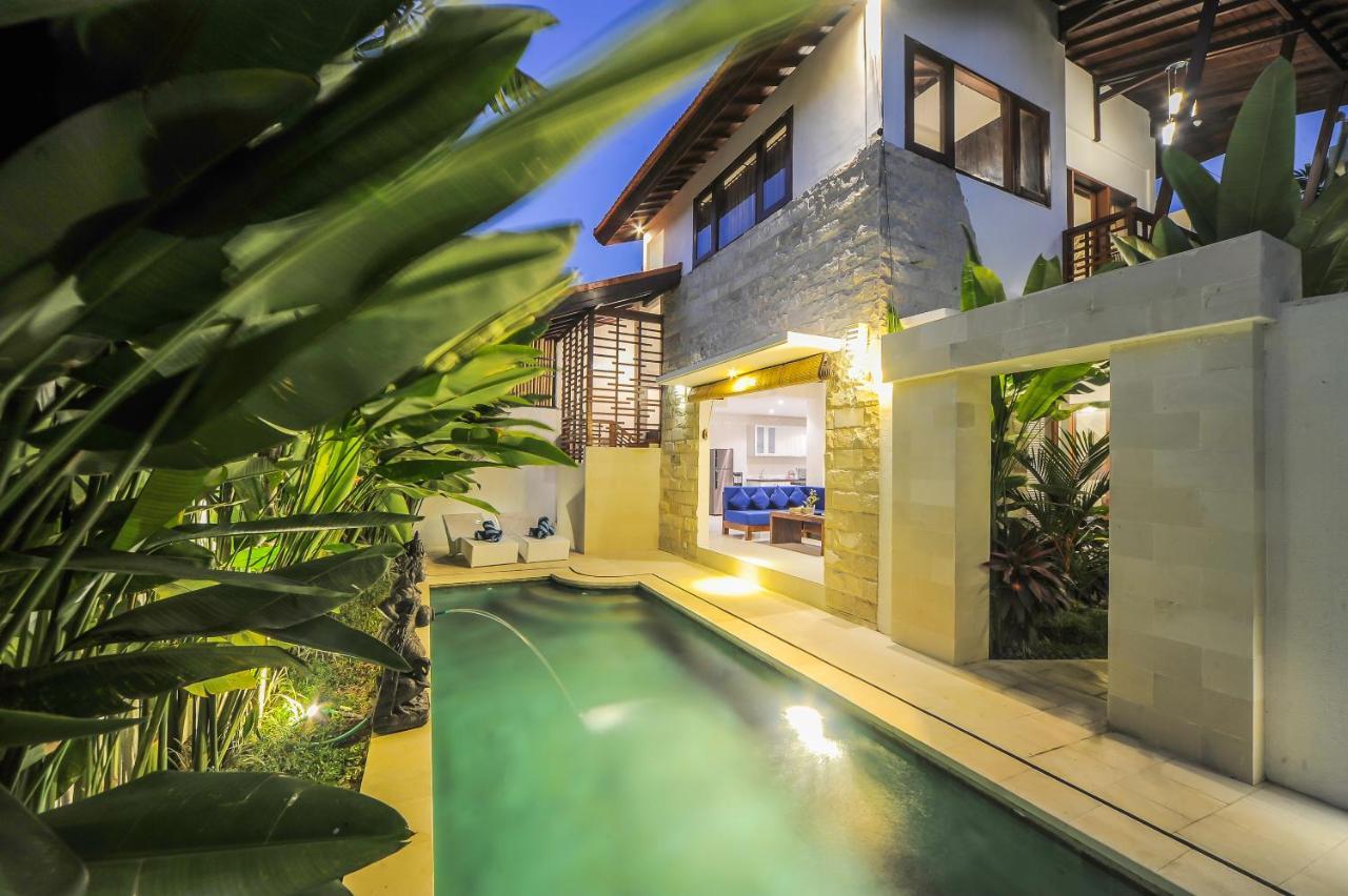 Villa COSMO, Seminyak Exteriör bild